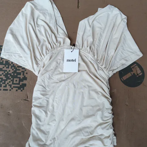 MOTEL VERNIA PLG BATWING TOP IN CREAM SIZE XS