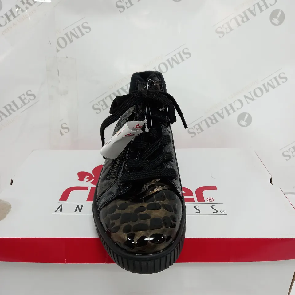 RIEKER TRAINER BOOT SIDE ZIP BLACK PATENT MULTI COLOURED - SIZE UK 6
