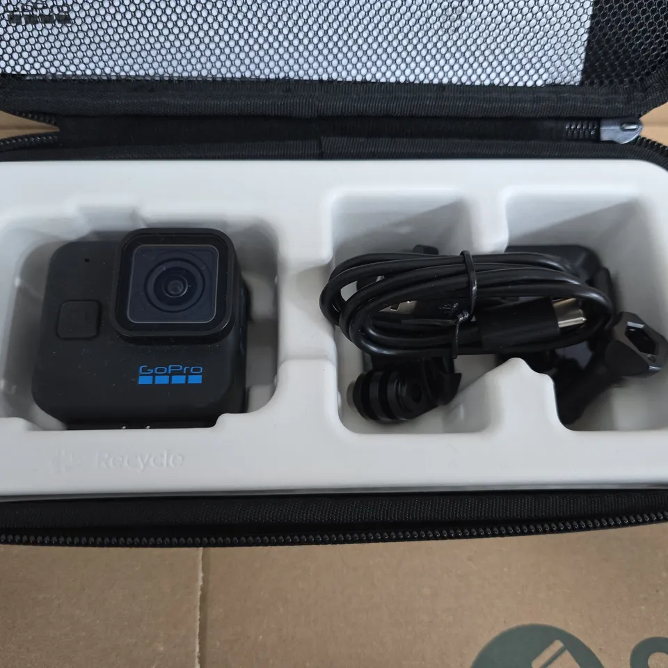 GOPRO HERO11 BLACK MINI ACTION CAMERA – IN CASE 