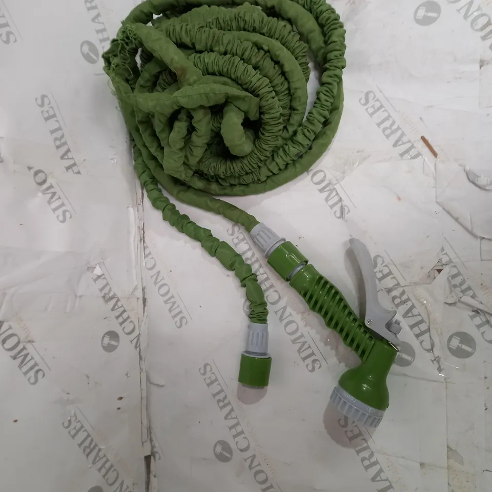 BOXED BUILDCRAFT EXPANDABLE HOSE HOLDER