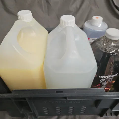 TOTE OF ASSORTED 4 LIQUIDS TOO INCLUDE LEATHER CLEANER , ALL PURPOSE CLEANER , EXPORY RESIN - COLLECTION ONLY