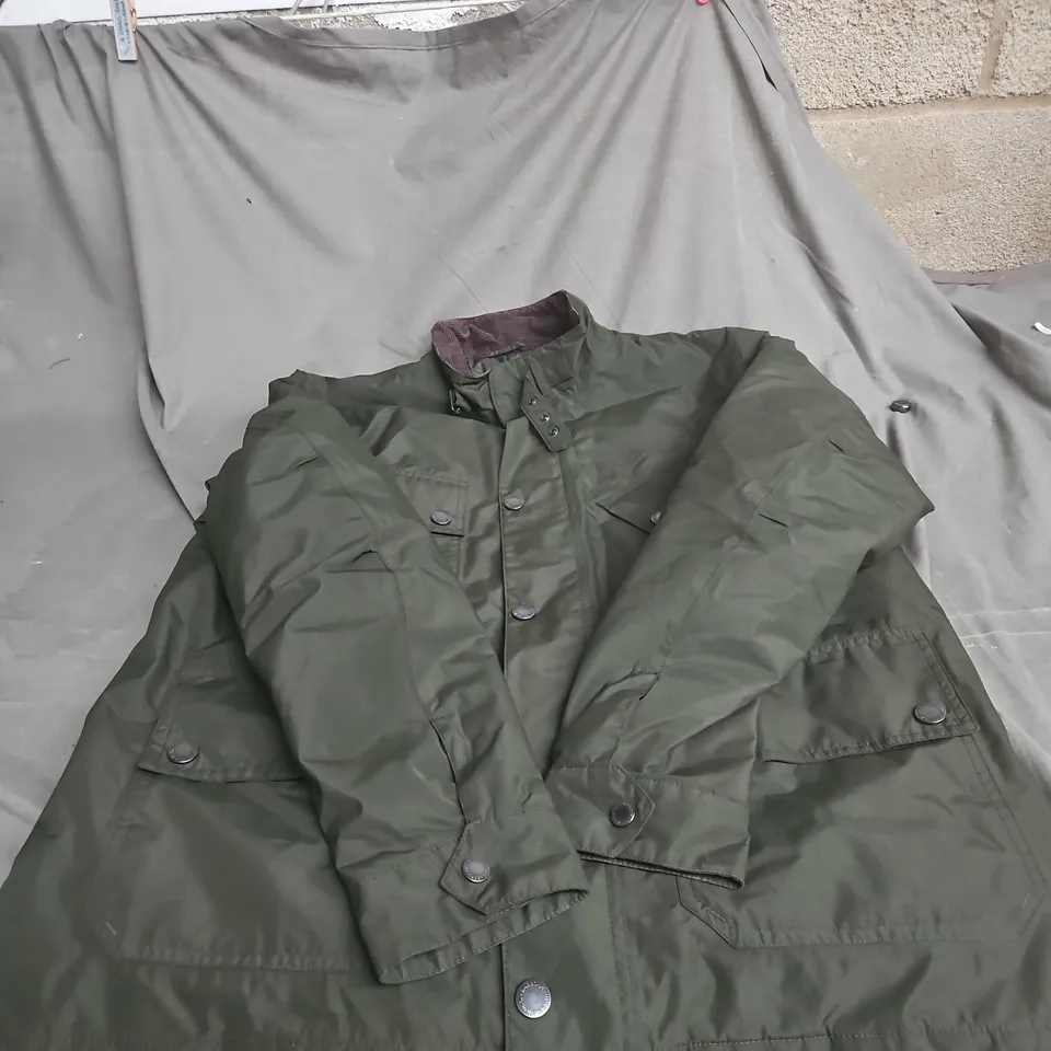 BARBOUR INTERNATIONAL OLIVE WAXED JACKET – XL – WATERPROOF & BREATHABLE