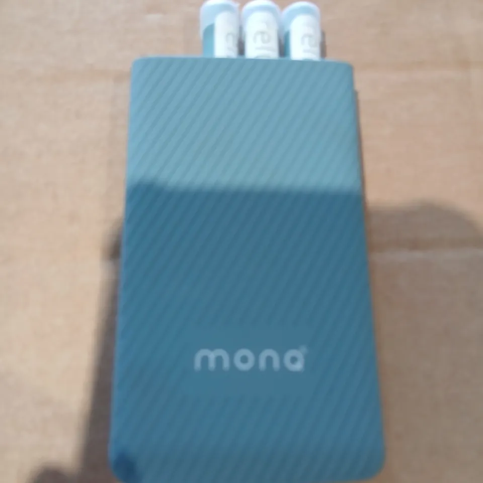  APPROXIMATELY 70 MONQ PERSONAL AROMATHERAPY DIFFUSER – TEAL (USB CHARGER INCLUDED)