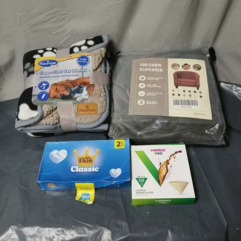 BOX OF APPROXIMATELY 15 ASSORTED HOUSEHOLD ITEMS TO INCLUDE TUB CHAIR COVER, PET BLANKET, TISSUES, COFFEE PAPER FILTER ETC