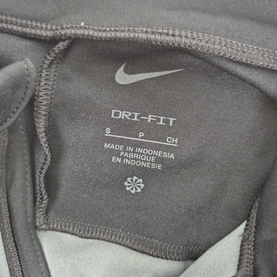 NIKE DRI-FIT QUARTER ZIP TRAINING TOP – GREY/BLACK, SIZE S