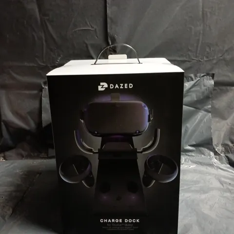 DAZED CHARGE DOCK FOR OCULUS QUEST – VR HEADSET CHARGING ACCESSORY (BOXED)