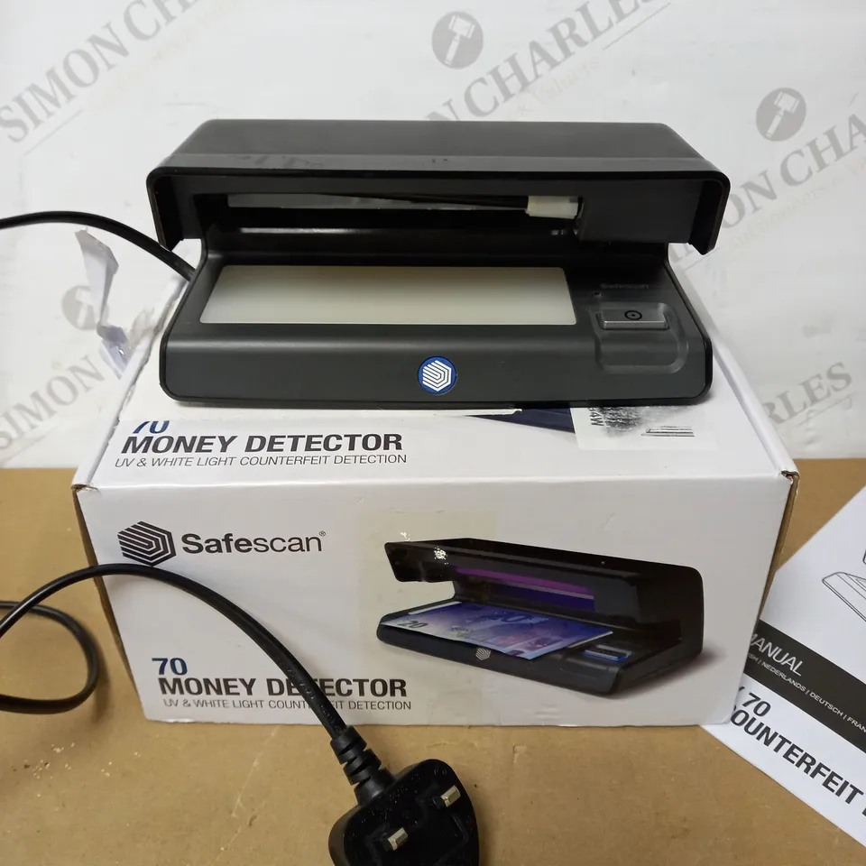SAFESCAN UV COUNTERFEIT DETECTOR 