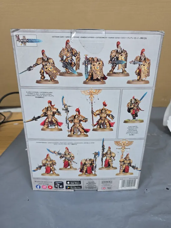 Lot 641: WARHAMMER 40,000 COMBAT PATROL ADEPTUS CUSTODES (14 MINIATURES ...