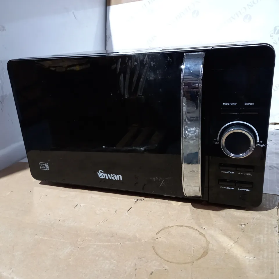 SWAN 20-LITRE DIGITAL MICROWAVE  RRP £67.99