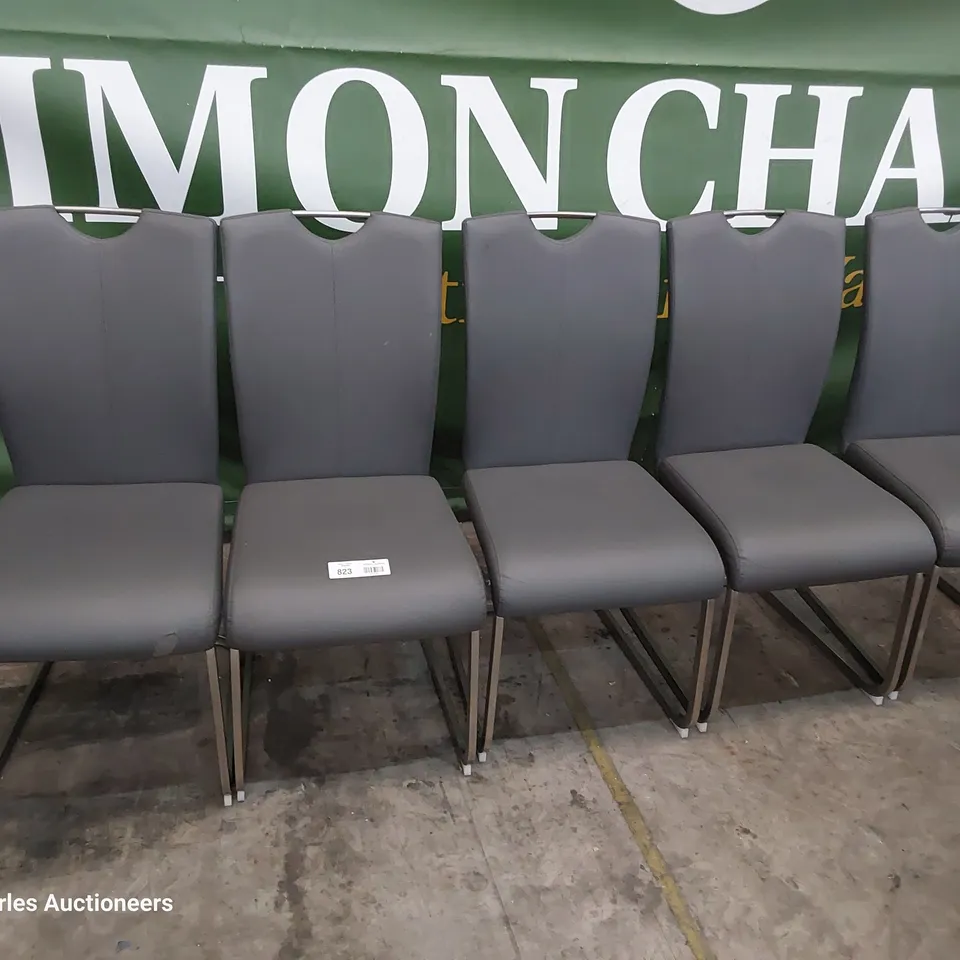 SET OF FIVE DESIGNER UPHOLSTERED DINING CHAIRS GREY PU ON METAL FRAMES 