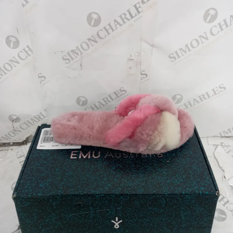 EMU AUSTRALIA BLUSH PINK SANDAL SIZE 5