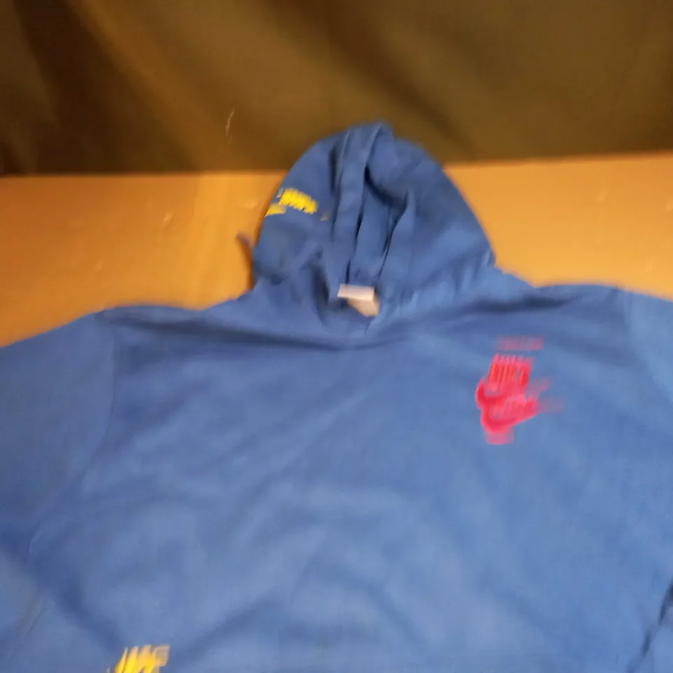 NIKE LOGO HOODIE SIZE L