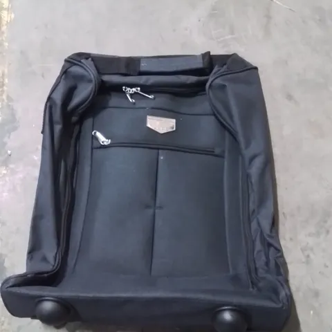 LUGG SOFT CABIN BAG BLACK