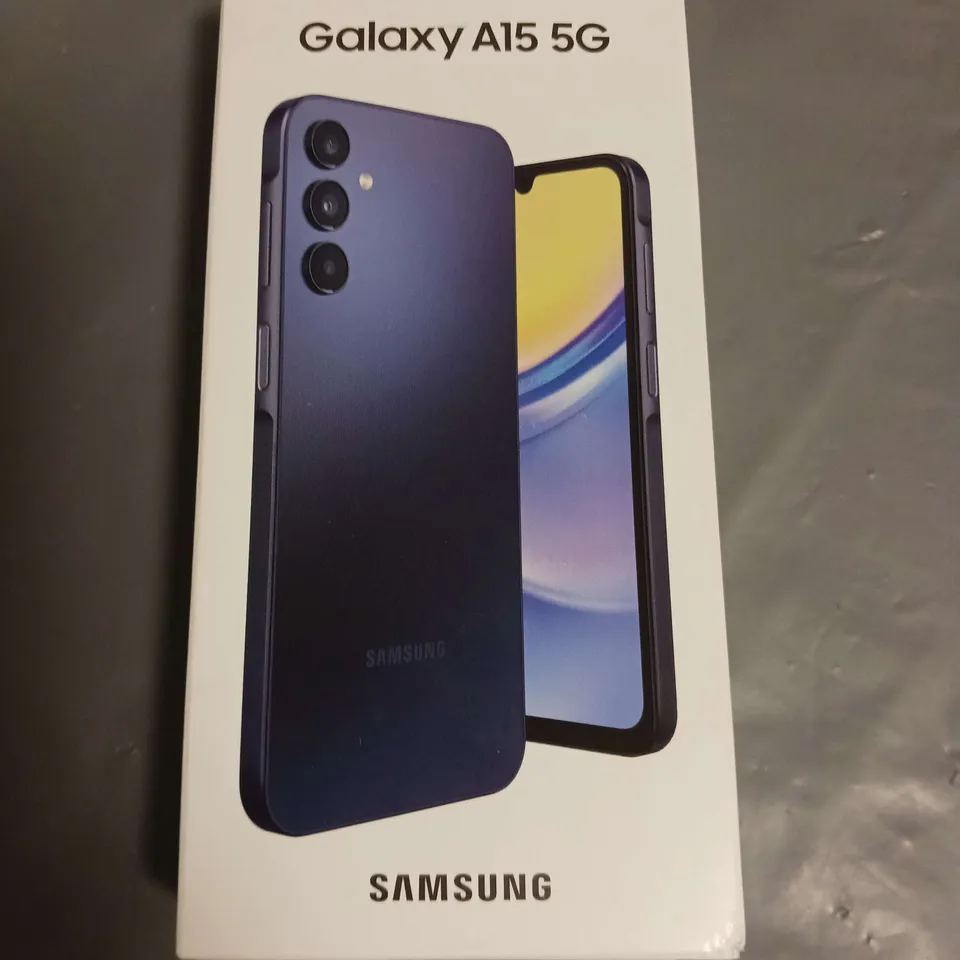 BOXED SAMSUNG GALAXY A15 5G 128GB MOBILE PHONE IN BLUE BLACK