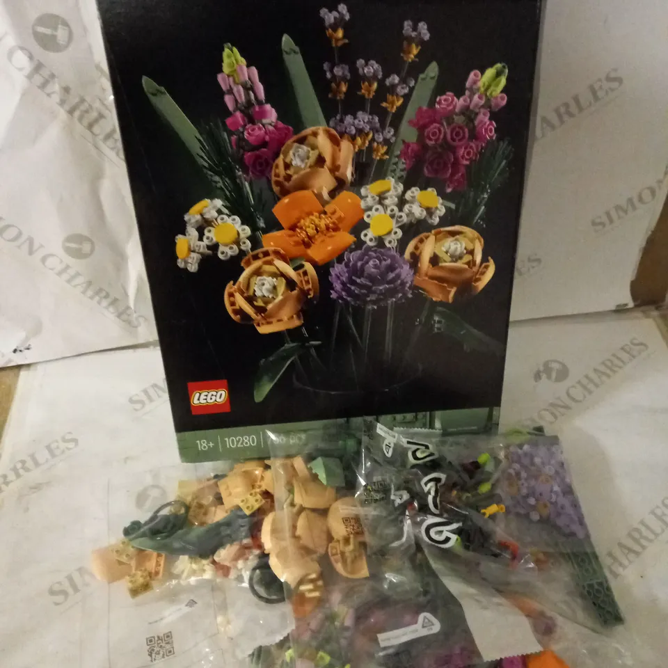 LEGO CREATOR FLOWER BOUQUET SET 10280 RRP £55