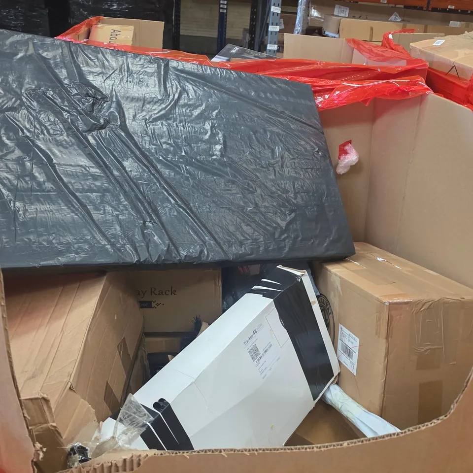 PALLET OF ASSORTED HOUSEHOLD GOODS AND PRODUCTS TO INCLUDE;ELLIPTICAL TRAINER,STEPPER,LADDERS