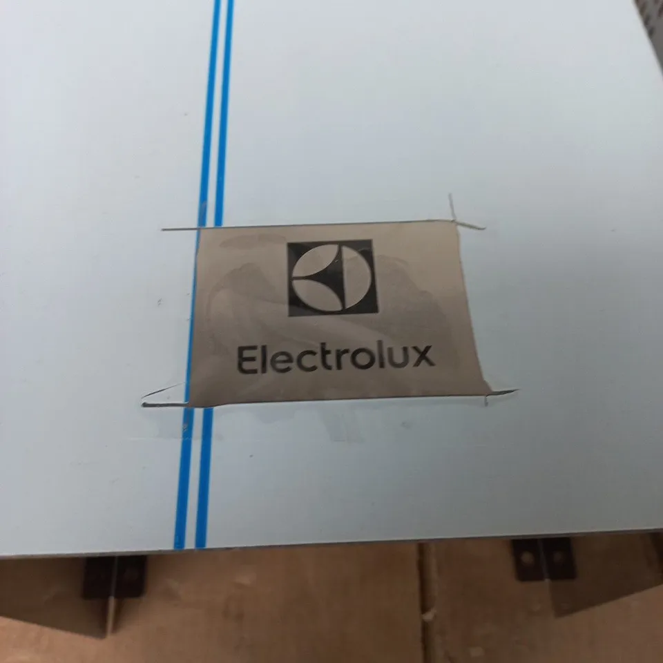ELECTROLUX VENT COVER  – PAIR,  METAL 