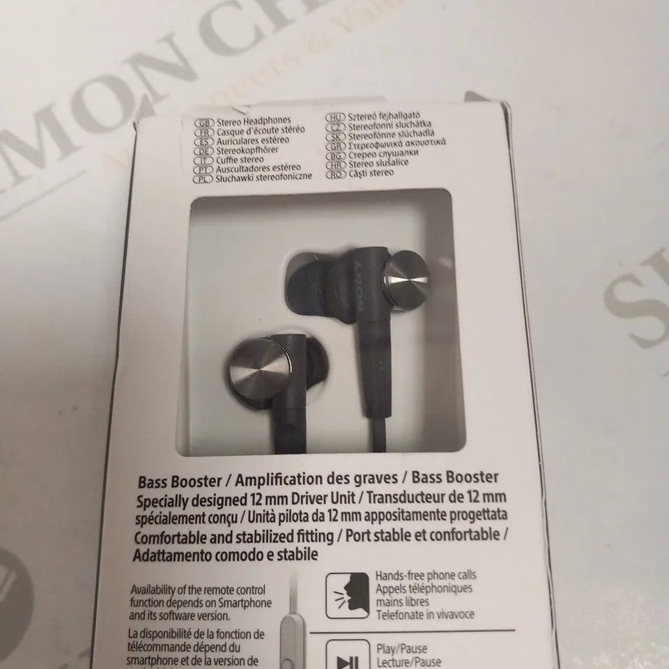 BOXED SONY MDR-XB55AP STEREO HEADPHONES