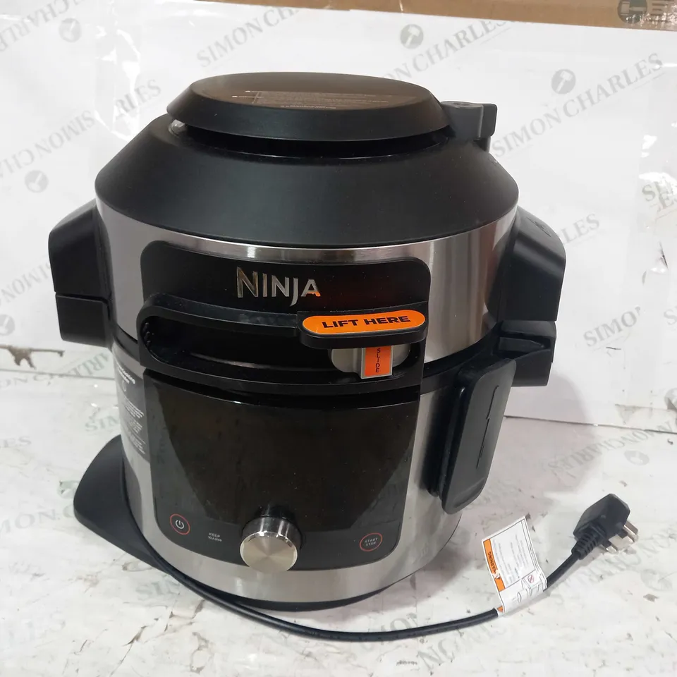 NINJA FOODI SMARTLID 7.5L MULTI COOKER & AIR FRYER