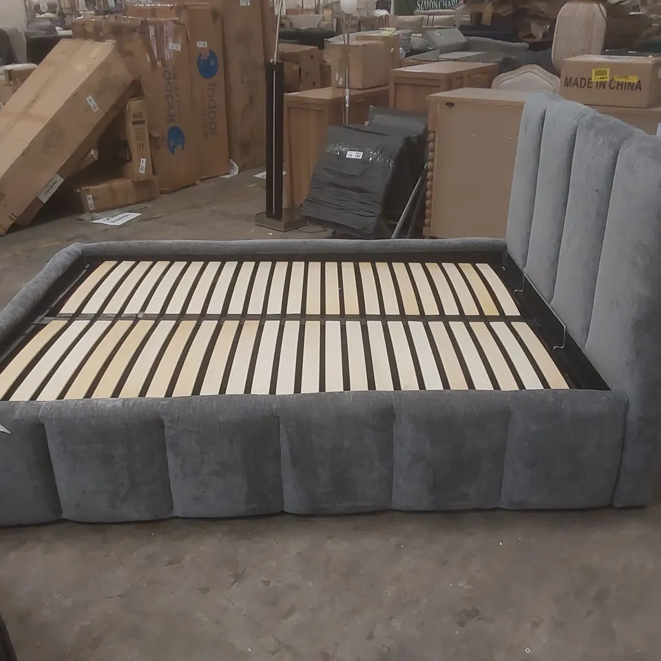 MODERN UPHOLSTERED DOUBLE BED WITH LIFT-UP STORAGE AND STRUCTURED HEADBOARD