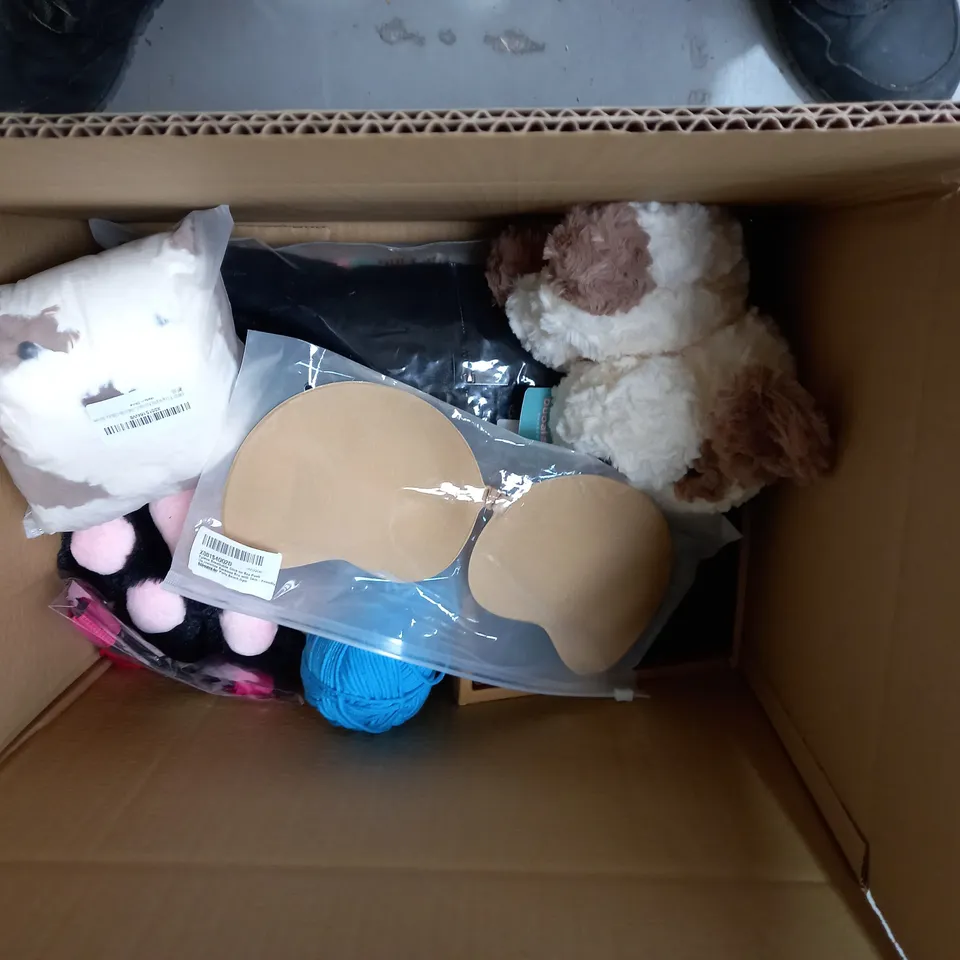 BOX OF ASSORTED ITEMS APPROXIMATELY 15 INCLUDING JACKET, DIARY, TEDDY, YARN ETC