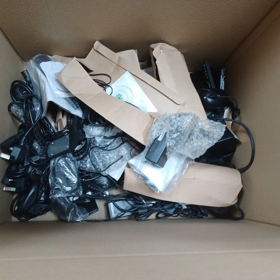 APPROXIMATELY 20 ELECTRICAL PRODUCTS TO INCLUDE REMOTE CONTROLS, COMPUTER MICE AND POWER SUPPLIES