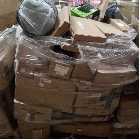 PALLET CONTAINING ASSORTED PRODUCTS INCLUDING BUILD YOUR OWN DEN SET, 3 WHEEL ROLLATOR & XMAS TREE