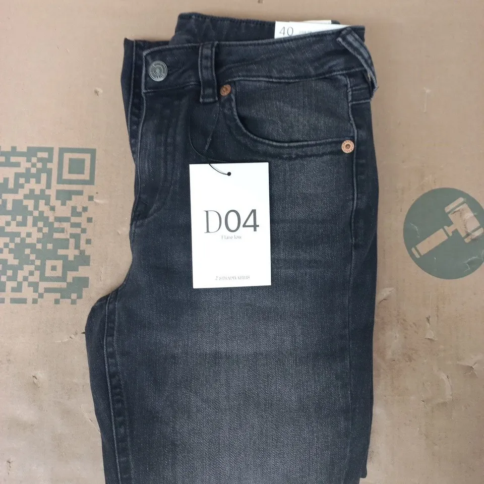 STRADIVARIUS FLARED JEANS IN BLACK SIZE UK 12