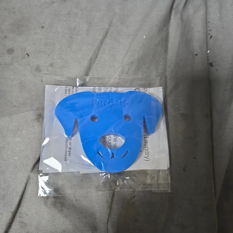 APPROXIMATELY 50 FURGRIP DOG LAUNDRY PET HAIR REMOVERS