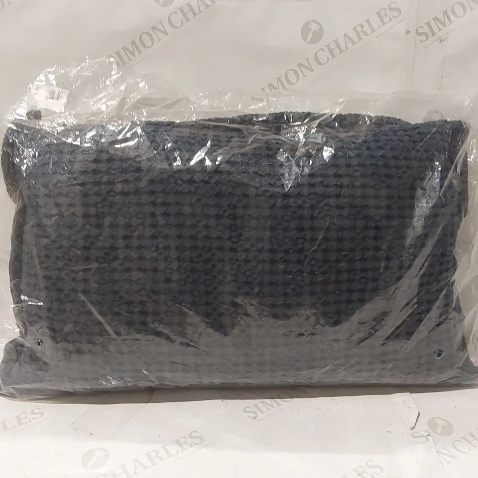 BAGGED SURIYAH RECTANGULAR THROW CUSHION