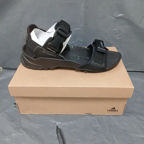 BOXED PAIR OF ADIDAS TERREX HYDROTERRA SANDALS - 9 