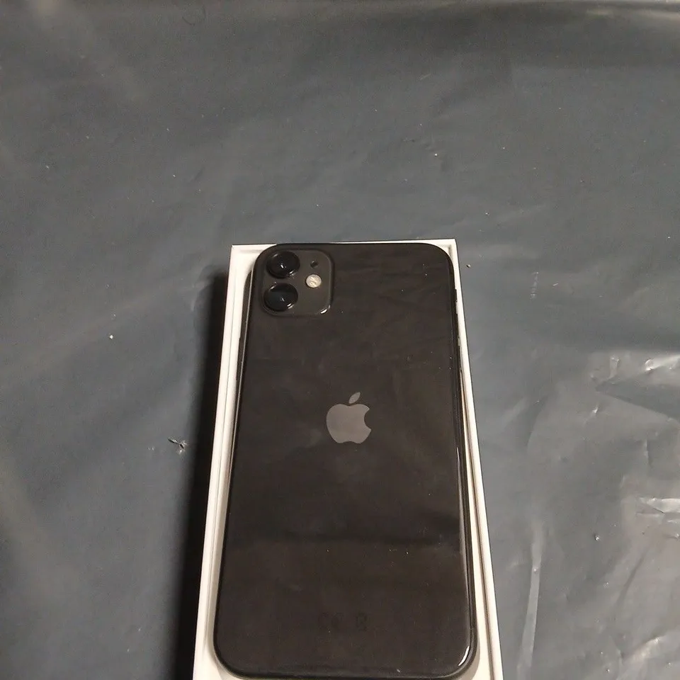 APPLE IPHONE 11 – BLACK – BOXED
