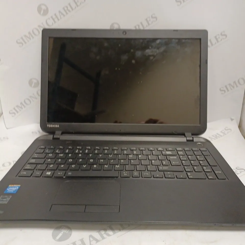TOSHIBA SATELLITE C50-B LAPTOP