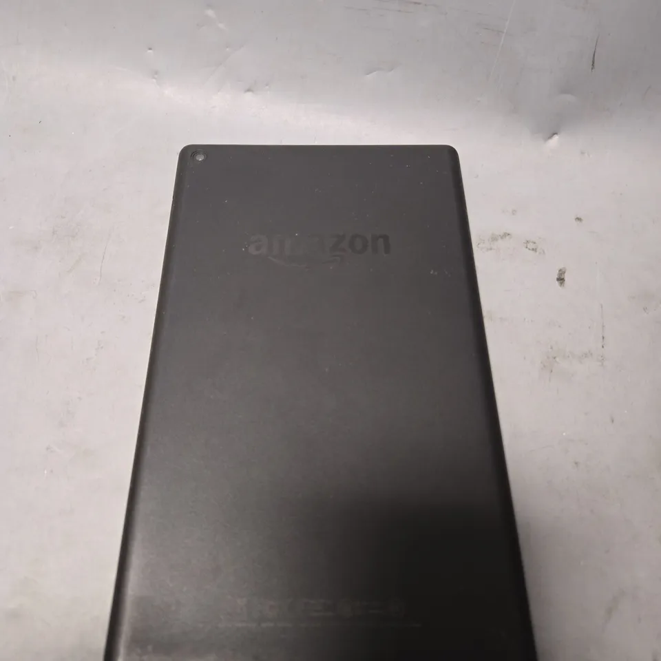 AMAZON KINDLE FIRE HD 8 - BL,ACK
