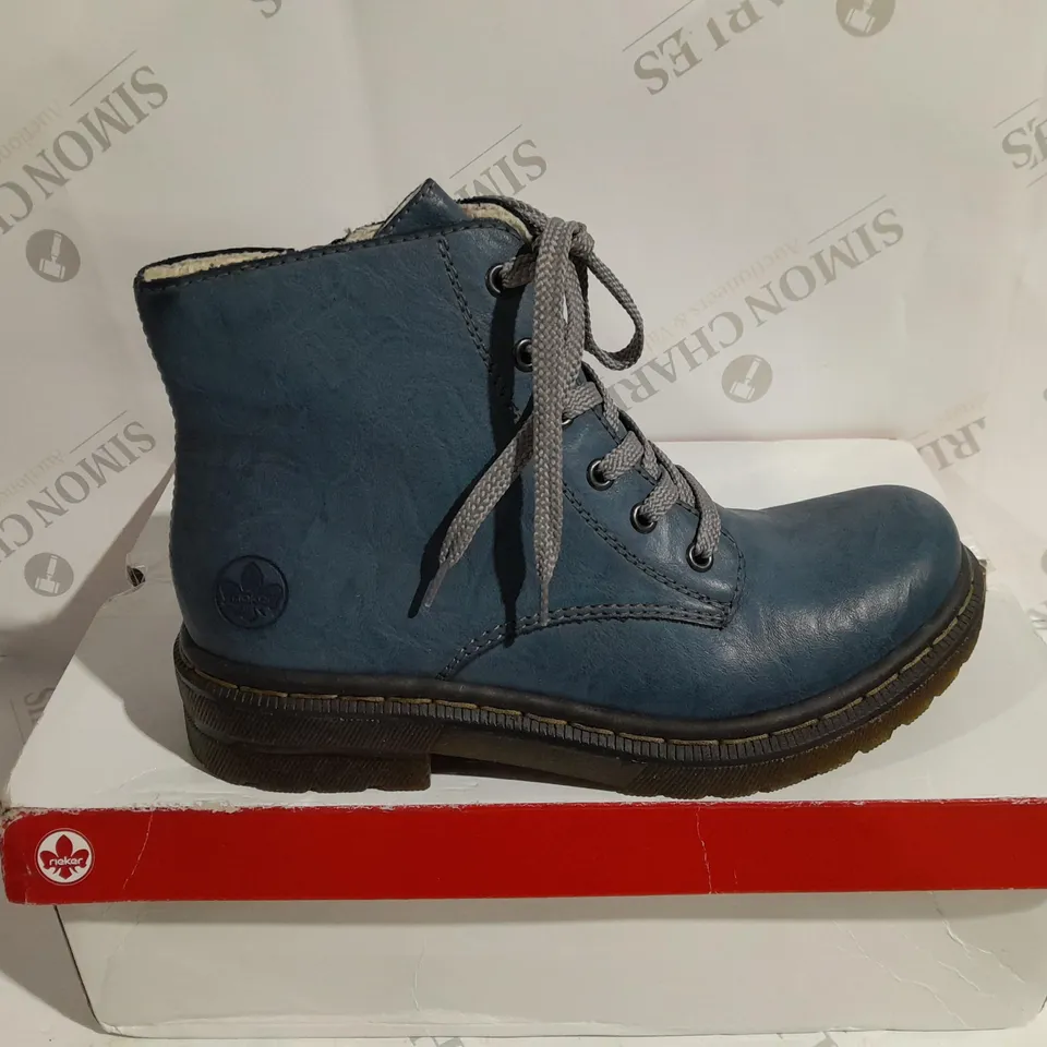 BOXED PAIR OF RIEKER LACE ANKLE BOOTS BLUE SIZE 6.5