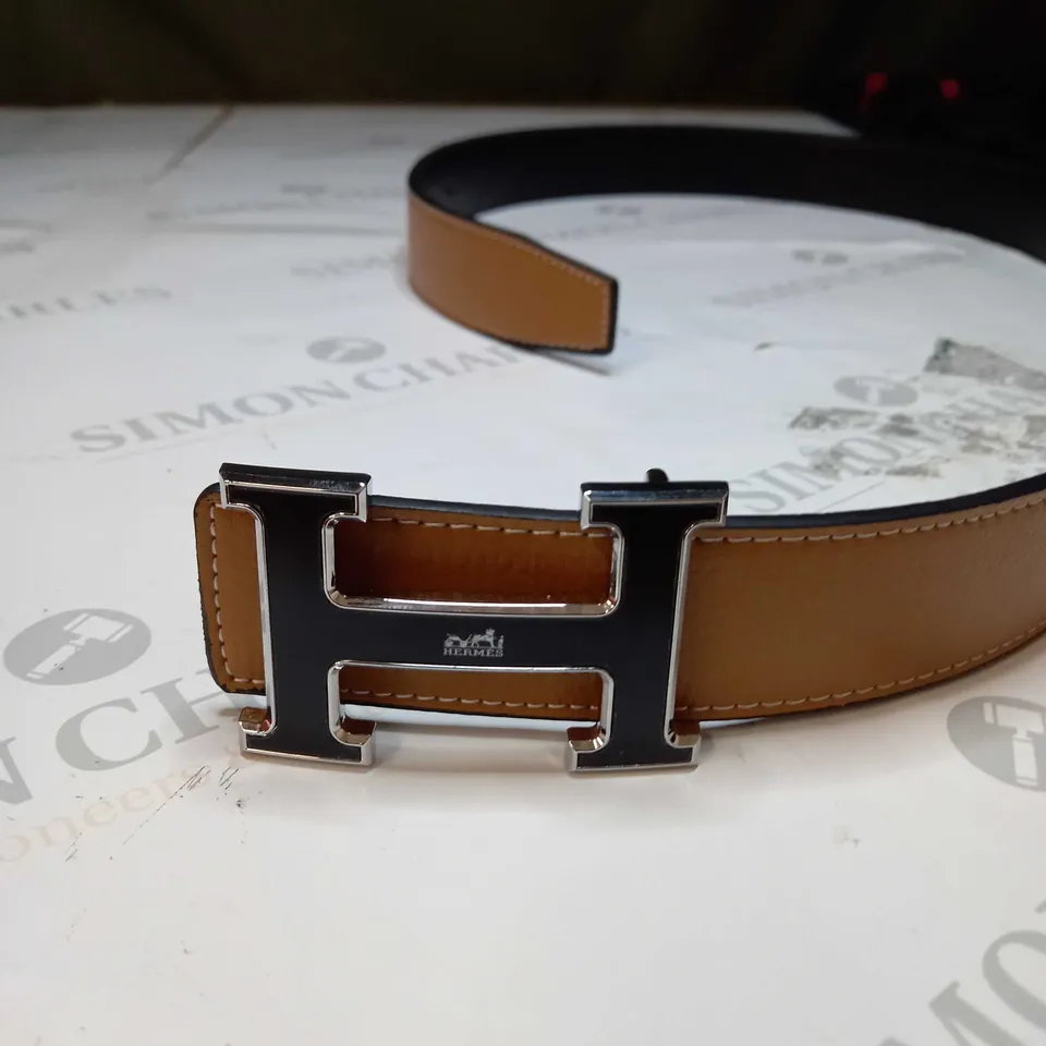 BOXED HEREMES BLACK/SILVER BUCKLE -  TAN LEATHER BELT