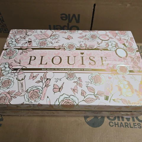 P.LOUISE BOX SET