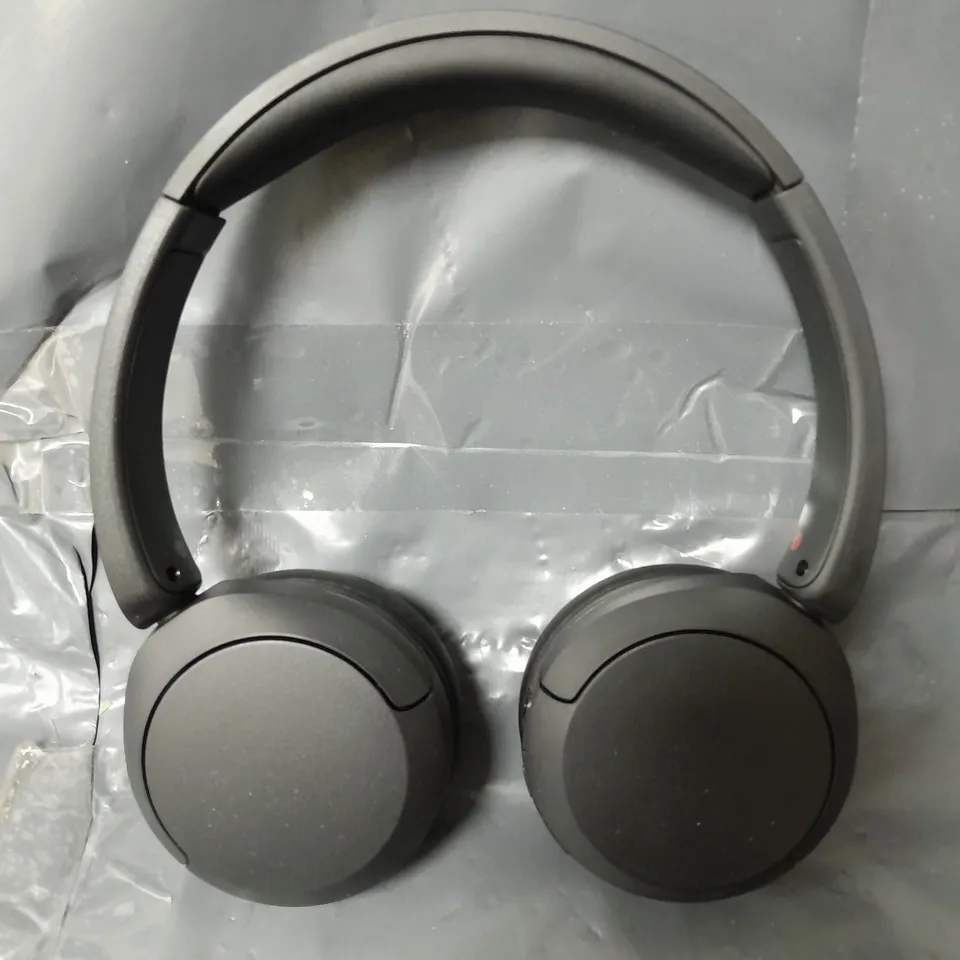 BOXED SONY WH-CH520 WIRELESS BLUETOOTH HEADPHONES