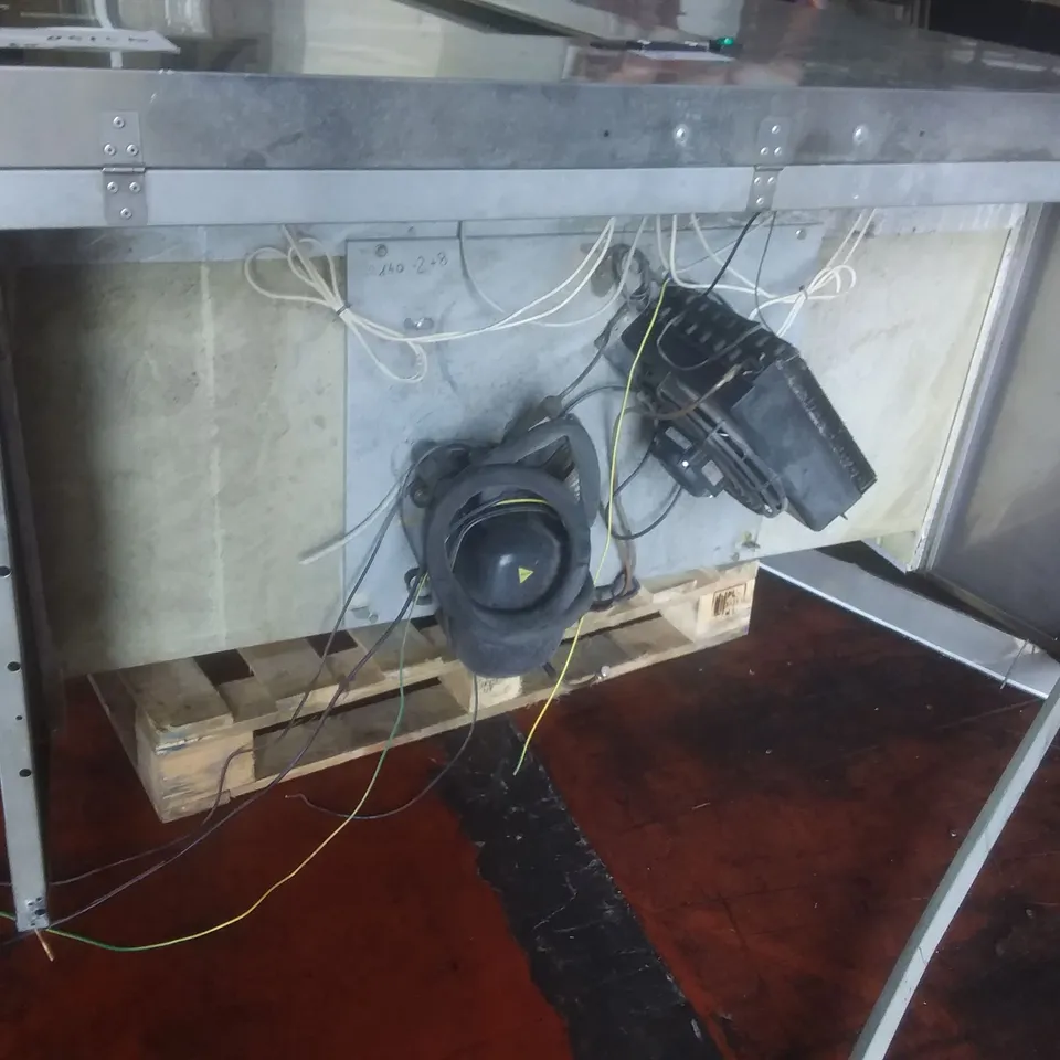 COMMERCIAL DOUBLE DOOR FRIDGE 