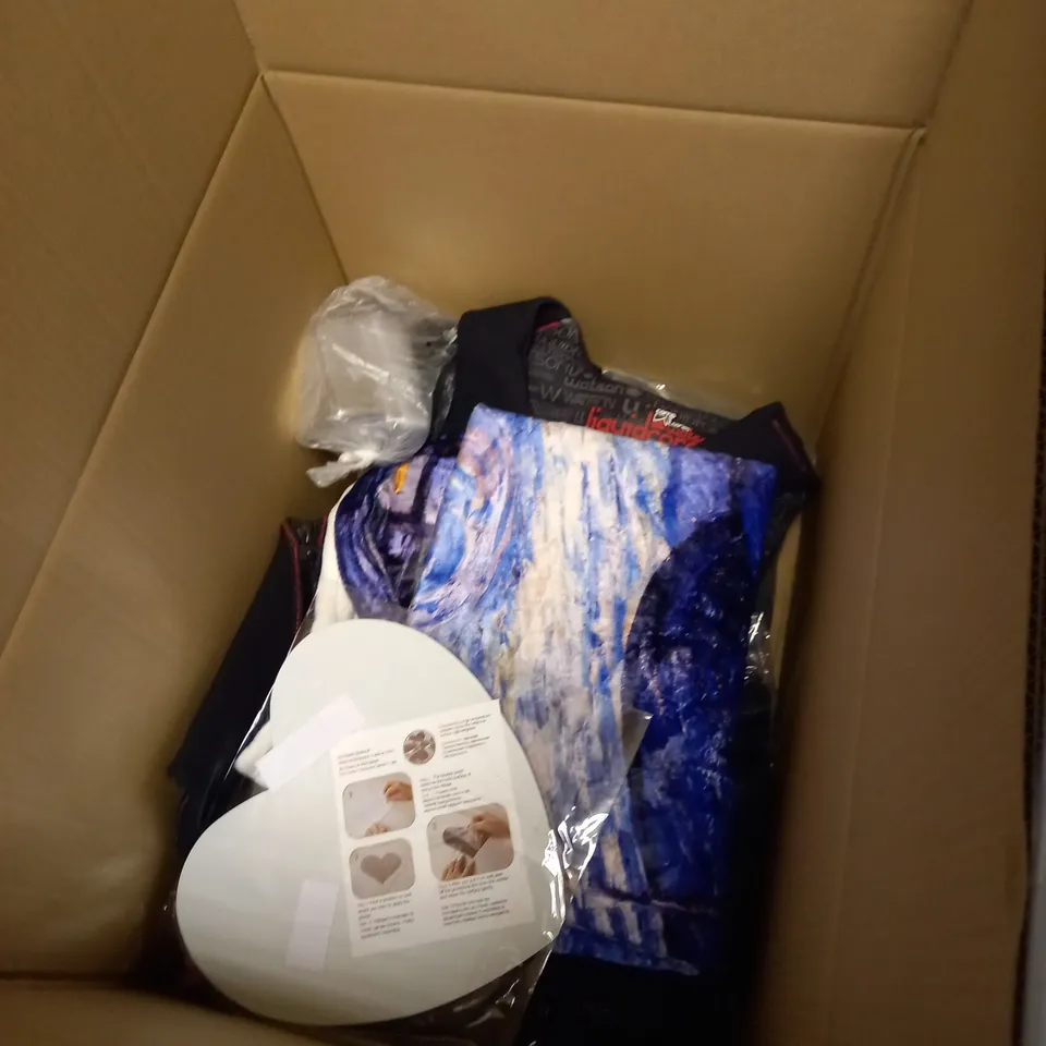 LOT OF ASSORTED HOUSEHOLD GOODS. ITEMS TO INCLUDE BEDDING