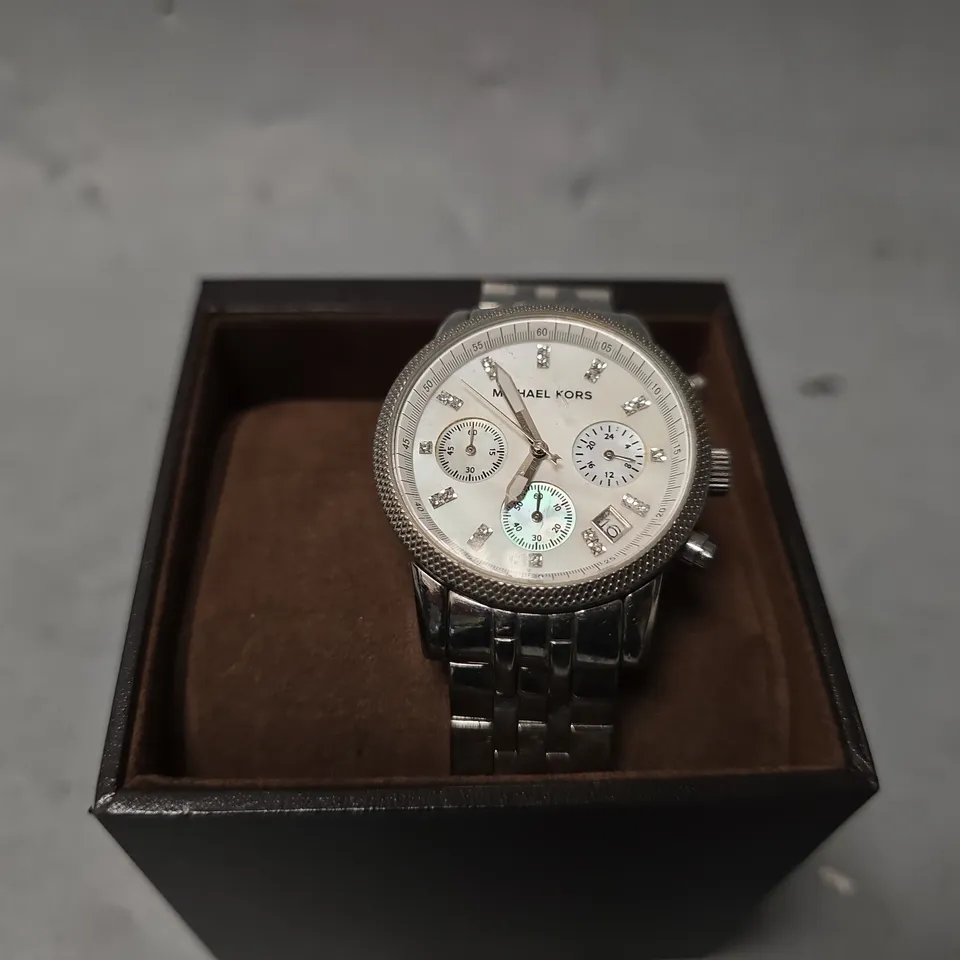 LADIES MICHAEL KORS WATCH – STAINLESS STEEL STRAP – GIFT BOX 