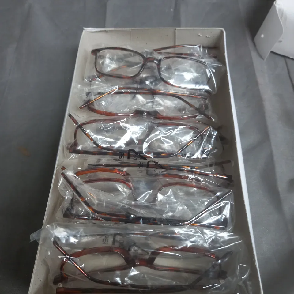 BOX OF APPROXIMATELY 10 turtle shell glasses 