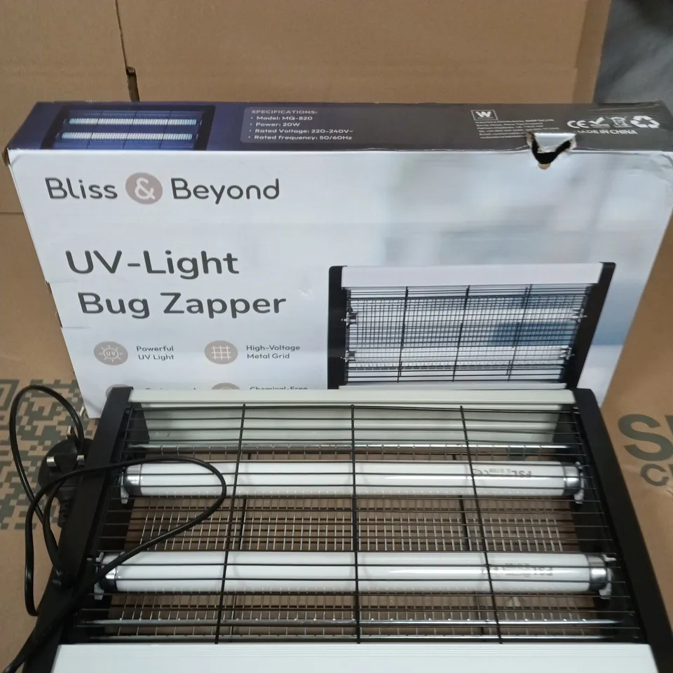 BLISS & BEYOND UV-LIGHT BUG ZAPPER 