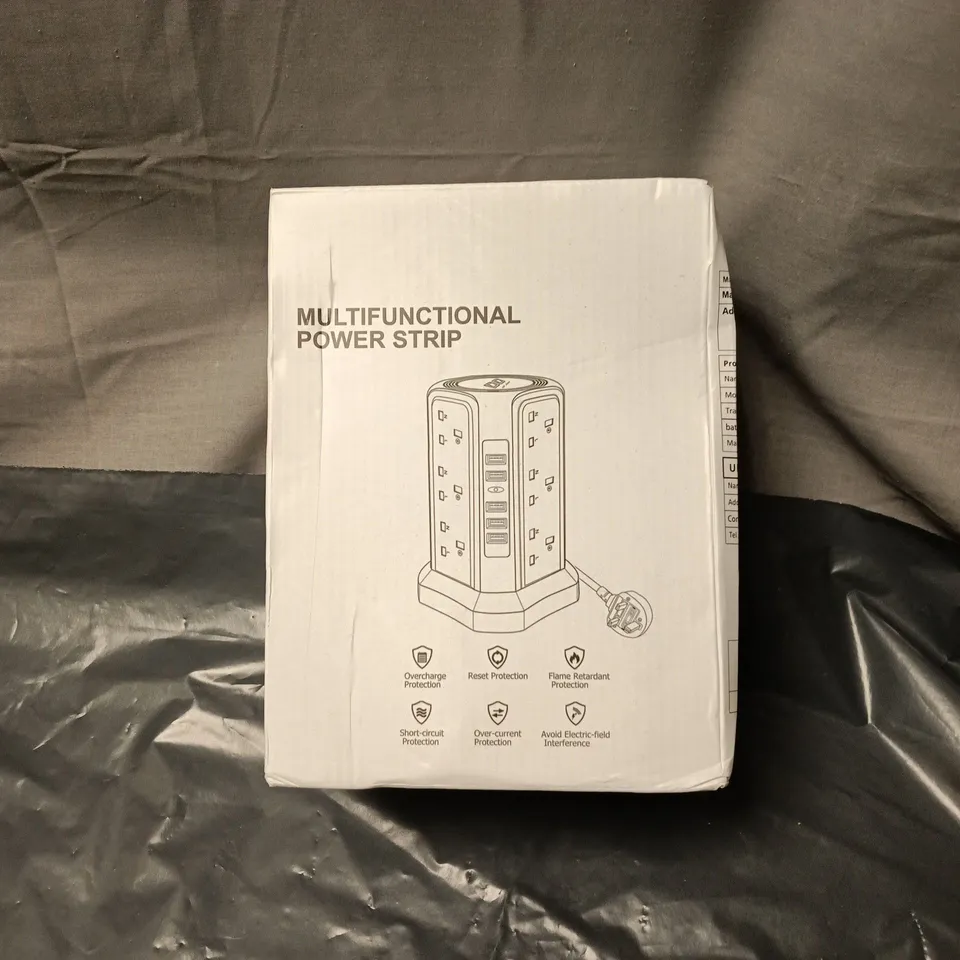 XT-E5211 MULTIFUNCTIONAL POWER STRIP – 12 AC OUTLETS, USB PORTS & USB-C