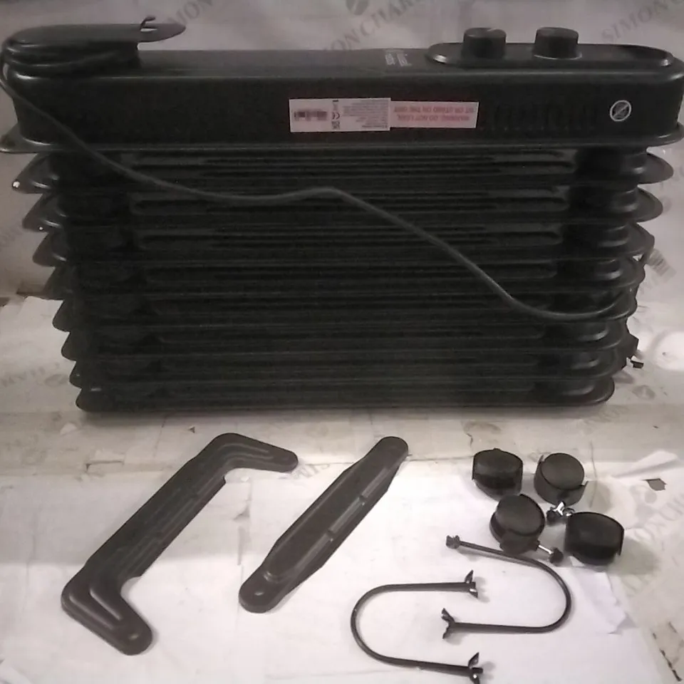 BOXED RUSSELL HOBBS OIL FILLED RADIATOR