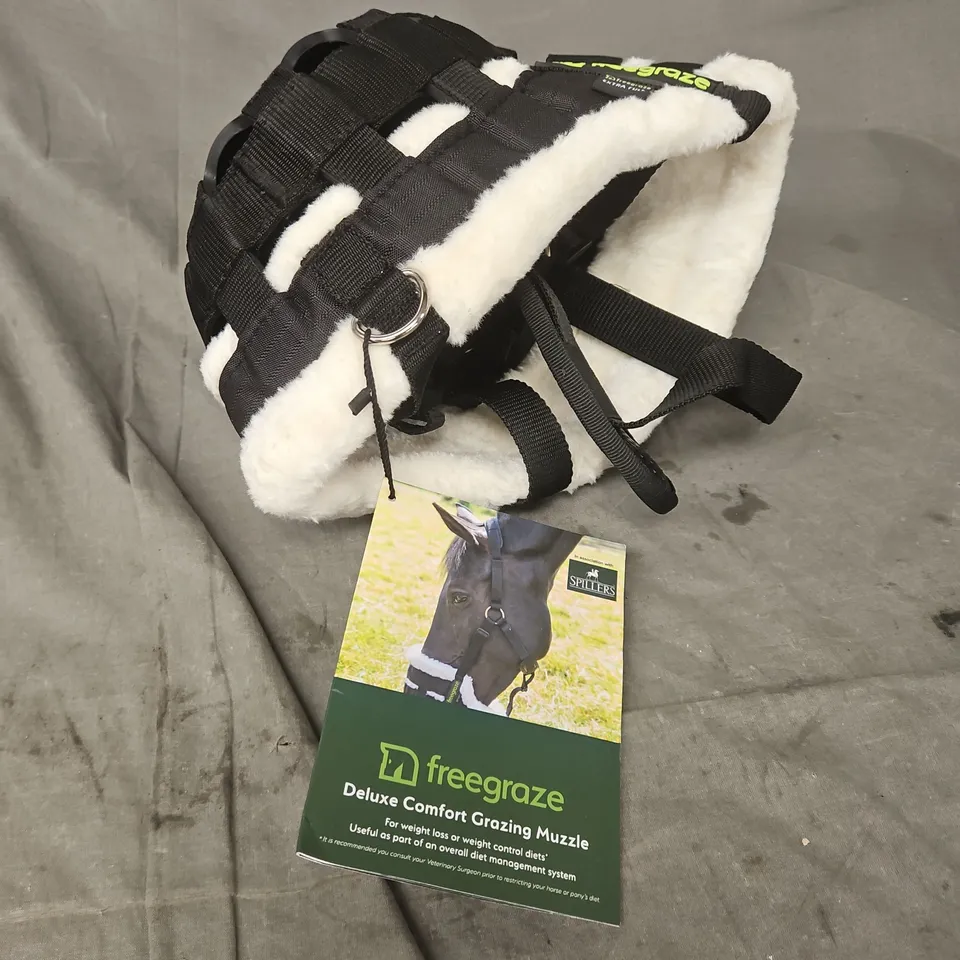 FreeGraze Deluxe Comfort Grazing Muzzle – Black, Size XFULL (Horse)
