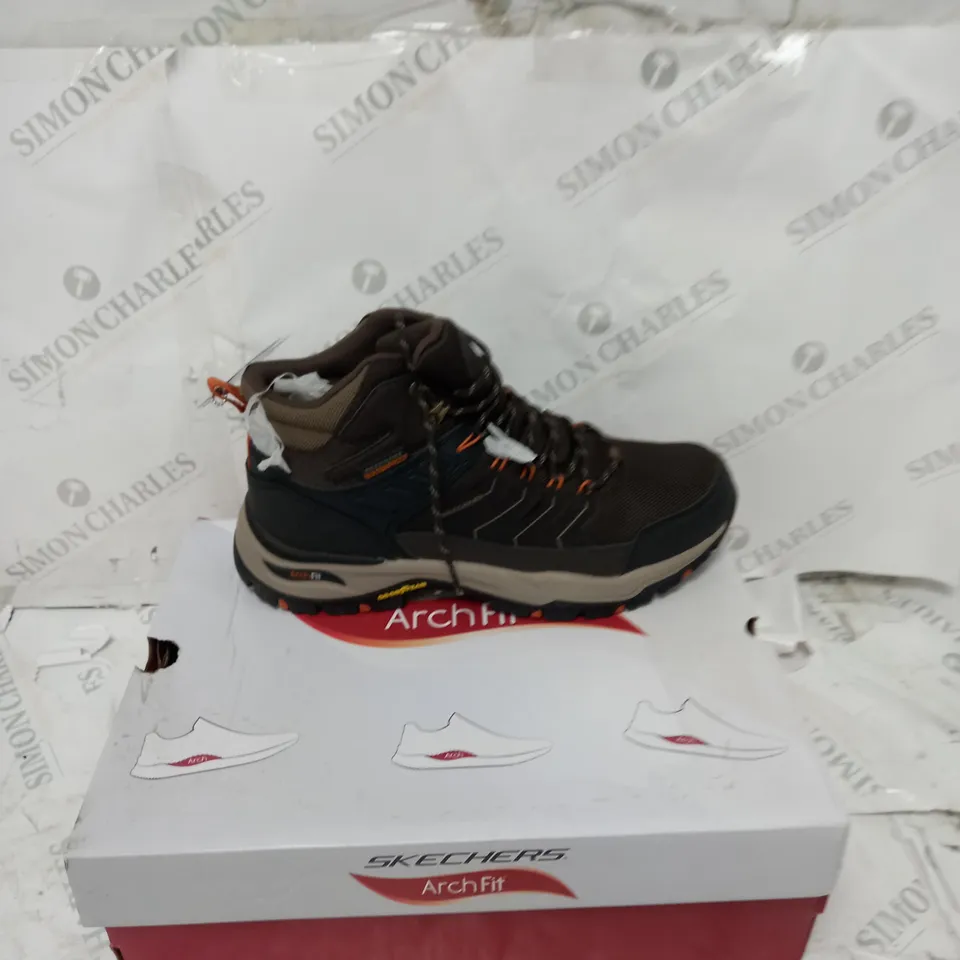SKECHERS MEN'S ARCH FIT DAWSON WATERPROOF BOOT BROWN SIZE 11