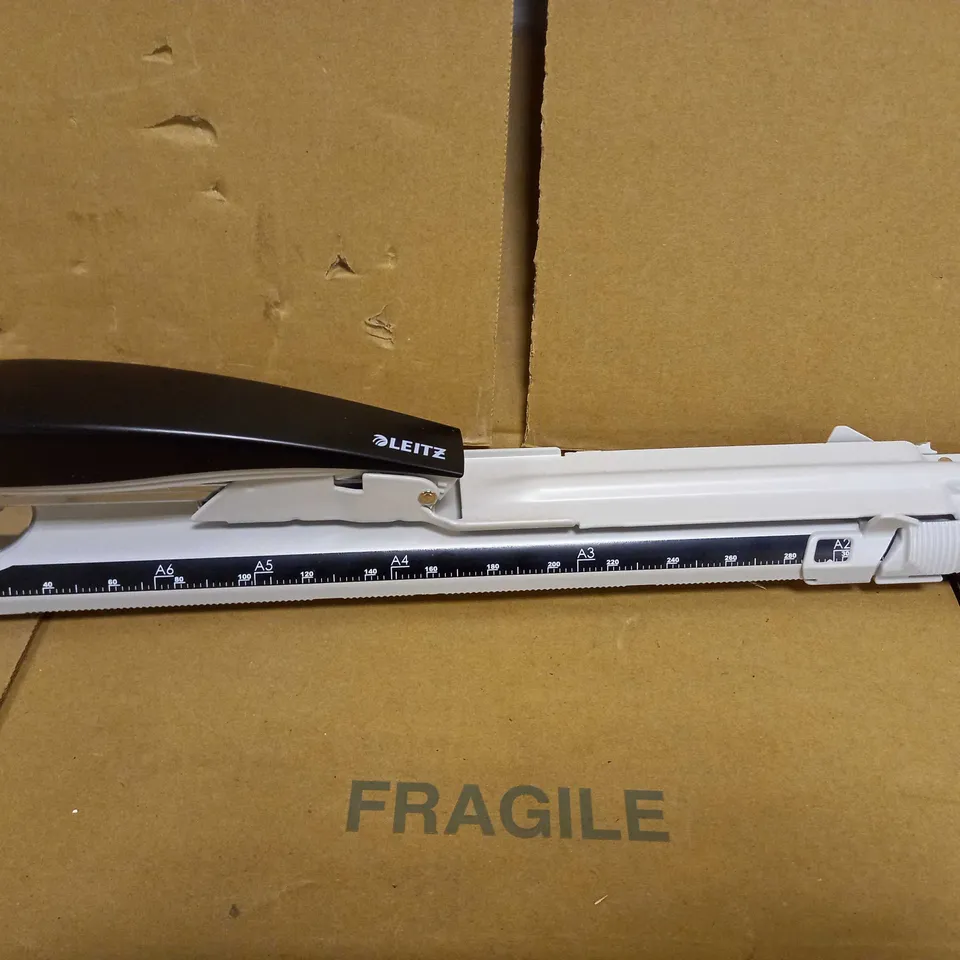 LEITZ STAPLER LONG ARM, 40 SHEET CAPACITY