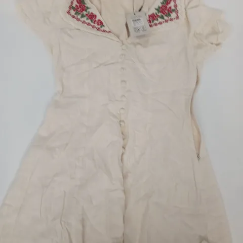 NOBODY'S CHILD PETITE LILLIAN MINI DRESS IN CREAM SIZE UK 8