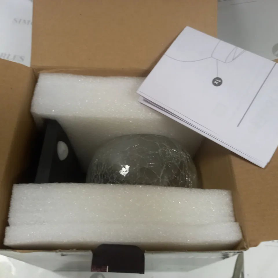 BOXED EZ SOLAR LED SOLAR LIGHT